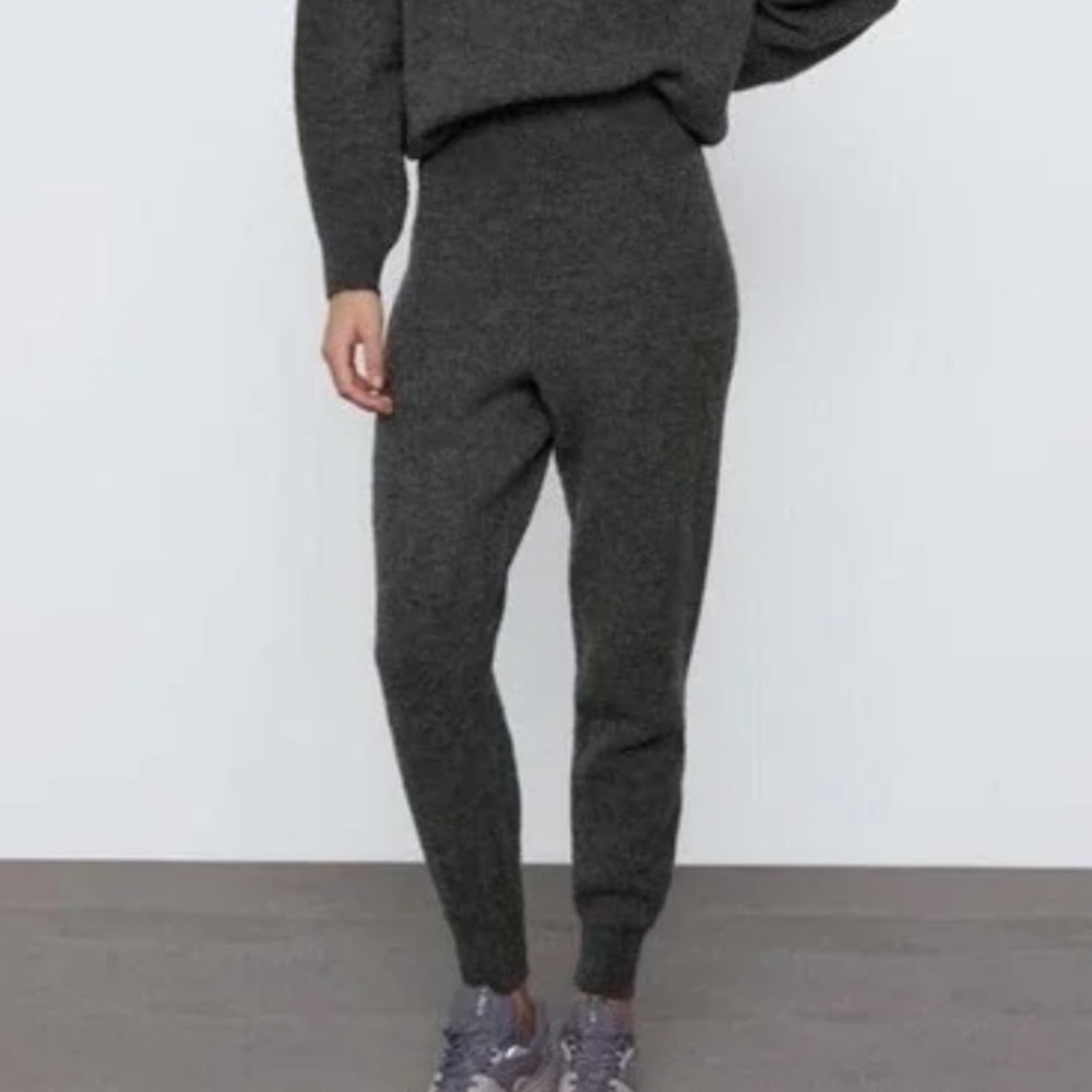 Zara High-Rise Wide Leg Sweater-Knit Ankle Joggers Pants in Grey S
